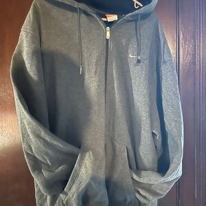 Nike zip up sweatshirt